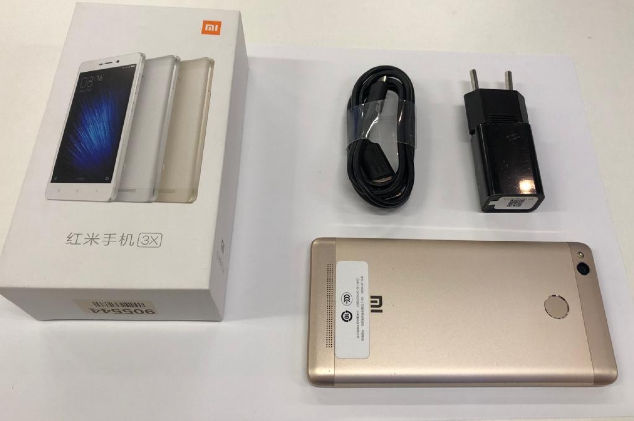 Смартфон Xiaomi Redmi 3X 32Gb Gold <Б/У, хорошее состояние> купить в  Иркутске. Цена на Смартфон Xiaomi Redmi 3X 32Gb Gold <Б/У, хорошее  состояние> : отзывы, описания, характеристики