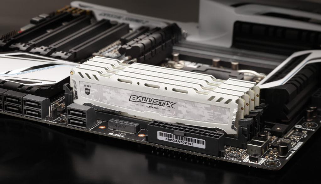 Crucial ballistix 16 гб. Crucial Ballistix 2666 16gb. Оперативная память Ballistix 4 GB ddr4. ОЗУ Ballistix Sport 8gb. Crucial Ballistix bl16g32c16u4w.