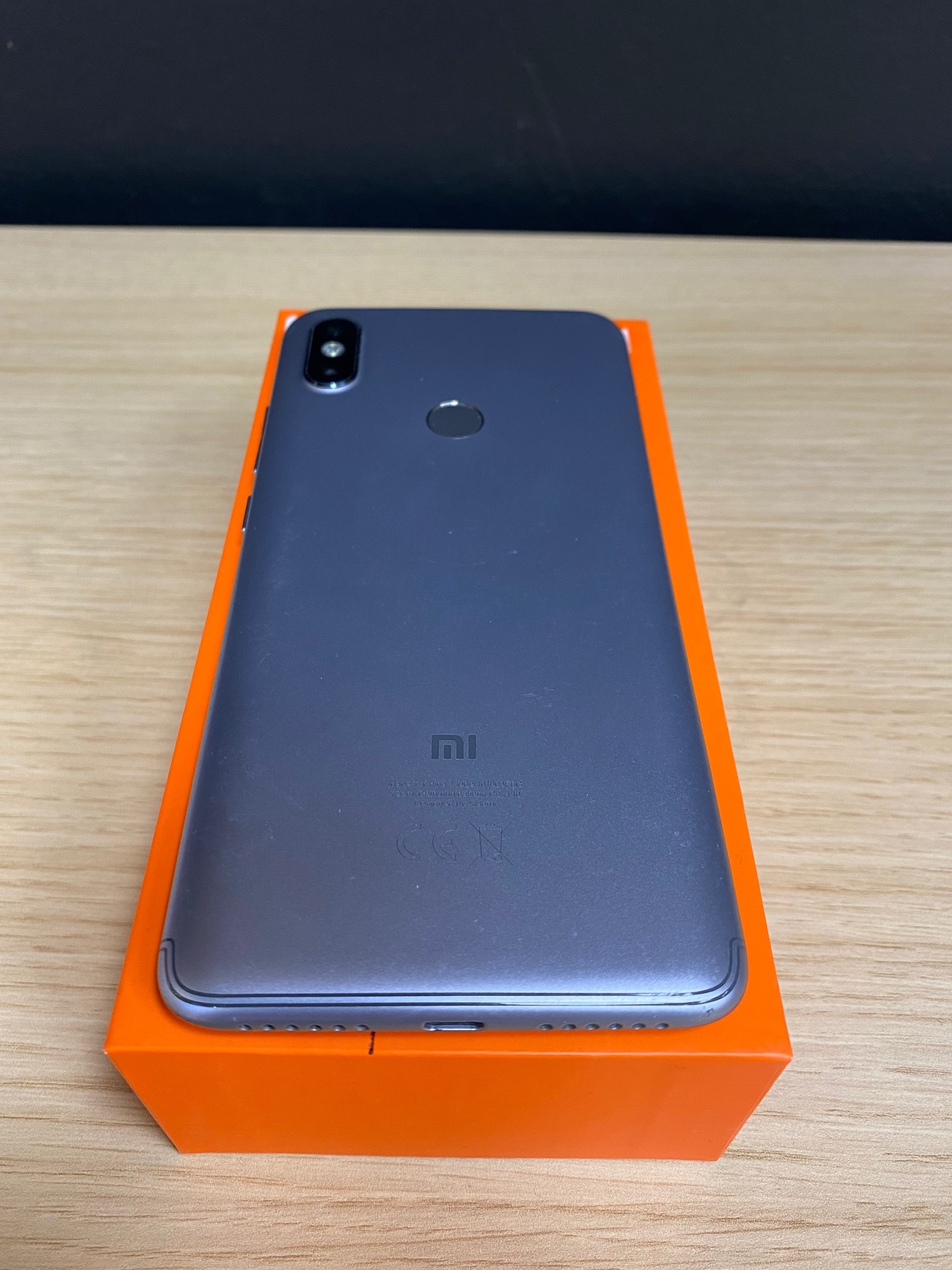 Xiaomi Redmi S2 32Gb Gray <Б/У, хорошее состояние> купить в Иркутске. Цена  на Xiaomi Redmi S2 32Gb Gray <Б/У, хорошее состояние>: отзывы, описания,  характеристики