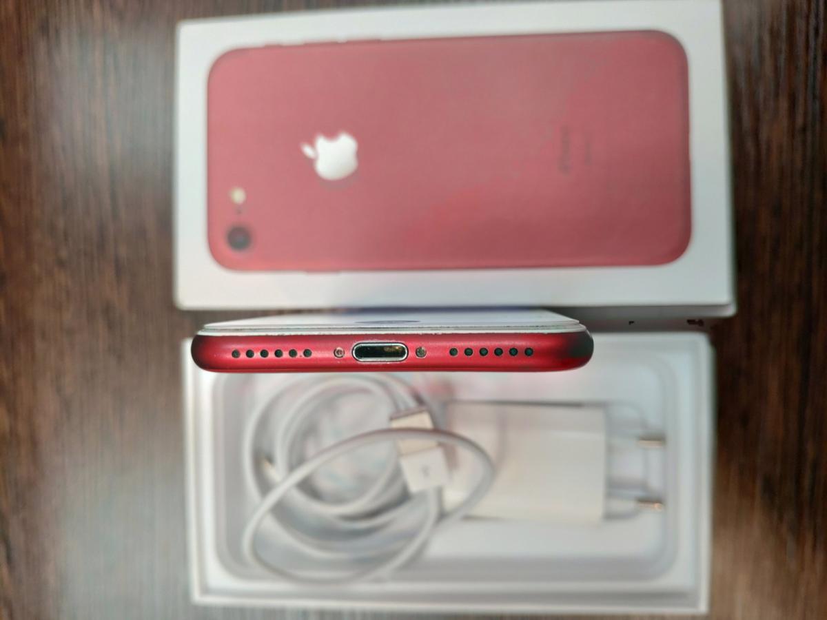 Apple iPhone 7 32Gb Red <Б/У, отличное состояние.> купить в Иркутске. Цена  на Apple iPhone 7 32Gb Red <Б/У, отличное состояние.>: отзывы, описания,  характеристики