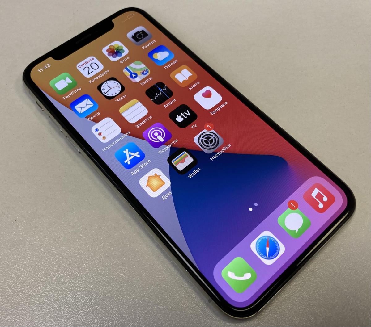 Apple iPhone X 64Gb Silver <Б/У, отличное состояние> купить в Иркутске. Цена  на Apple iPhone X 64Gb Silver <Б/У, отличное состояние>: отзывы, описания,  характеристики