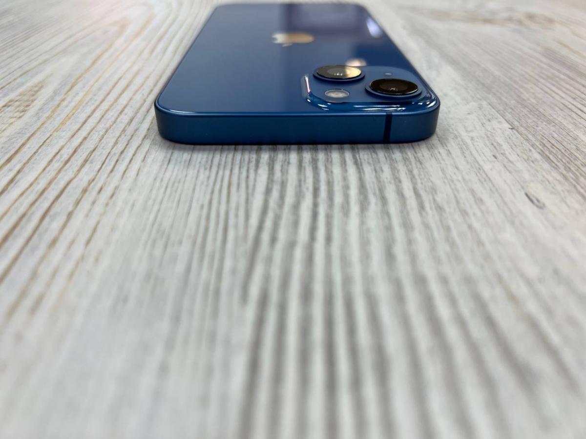 Телефон Apple iPhone 13 128GB Blue <Б/У Отличное состояние> купить в  Иркутске. Цена на Телефон Apple iPhone 13 128GB Blue <Б/У Отличное  состояние>: отзывы, описания, характеристики